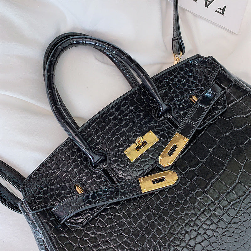 Luxury Crocodile Pattern Tote Bag – Elegant Platinum Women’s Handbag
