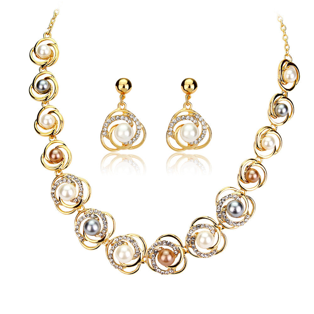 Saturn Circle Necklace Set