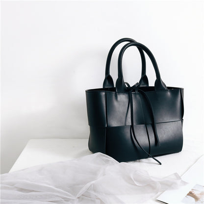 Vintage Luxury Woven Tote Handbag for Women – Elegant Crossbody Shoulder Bag