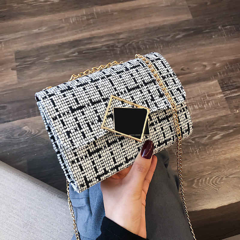 Luxury Tweed Chain Strap Handbag – Elegant Women’s Crossbody Purse