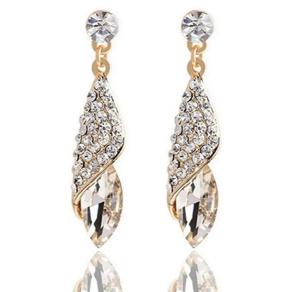 Vintage Crystal Teardrop Dangle Earrings