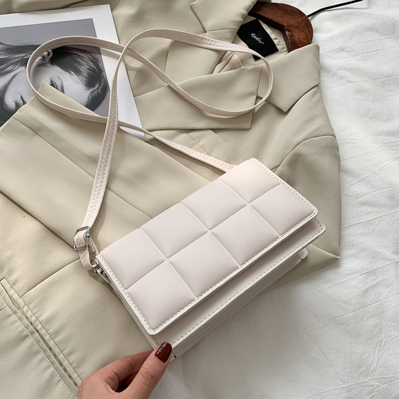 Chic Checkered Women’s Crossbody Handbag – Luxury Trend Style