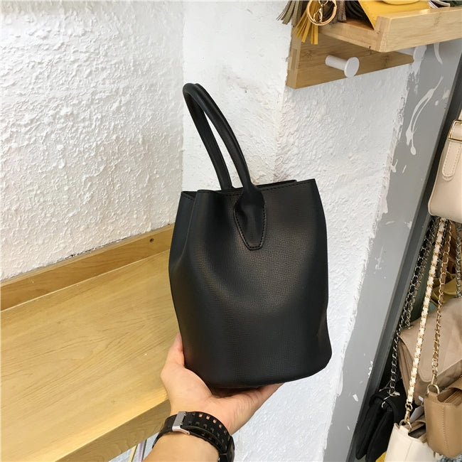 Minimalist Bucket Shoulder Bag for Women – Elegant Everyday Handbag