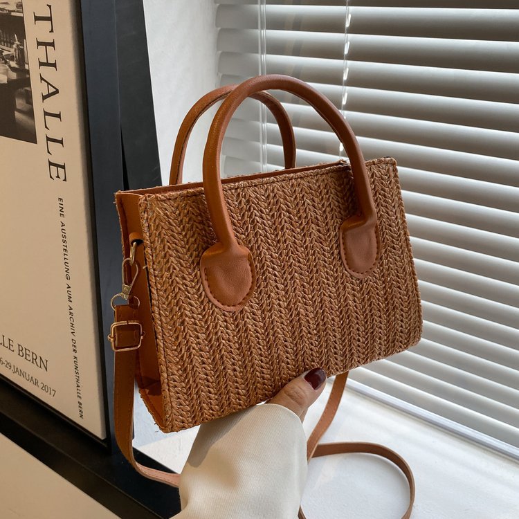 Women’s Straw Crossbody Handbag – Summer Woven Shoulder Tote