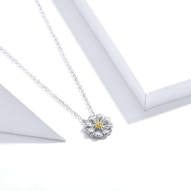 Elegant S925 Daisy Flower Necklace