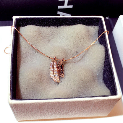 Luxury Korean Leaf Pendant Necklace for Women