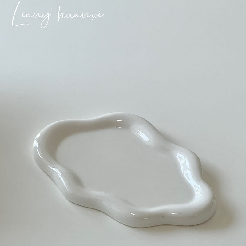 Minimal Ceramic Jewelry Dish