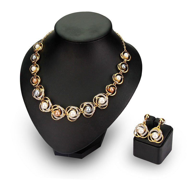 Saturn Circle Necklace Set