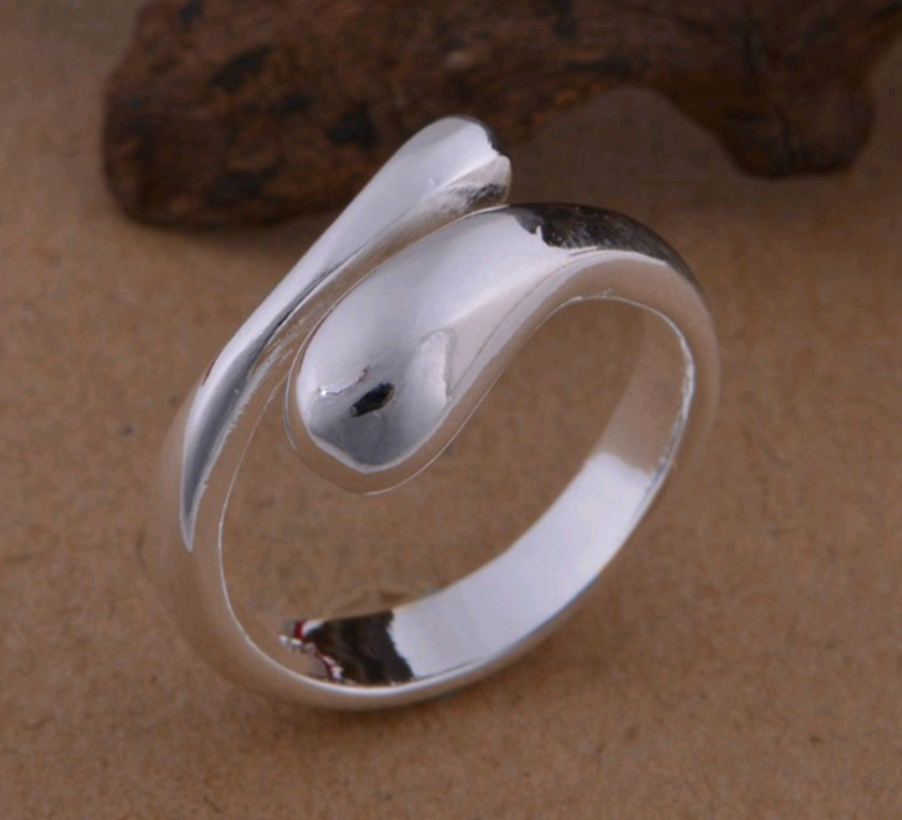 Minimalist Silver Teardrop Jewelry Set