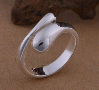 Minimalist Silver Teardrop Jewelry Set