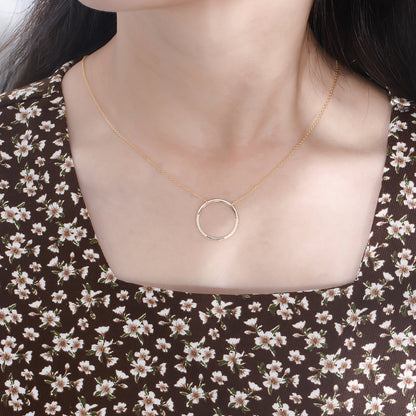 Dainty Circle Necklace