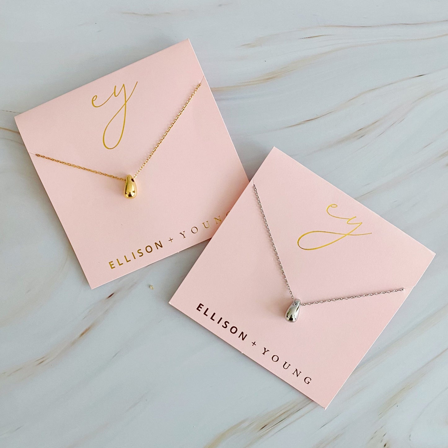 Minimalist Gold Teardrop Necklace