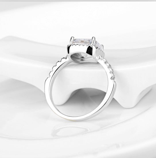 Elegant Halo Engagement Ring