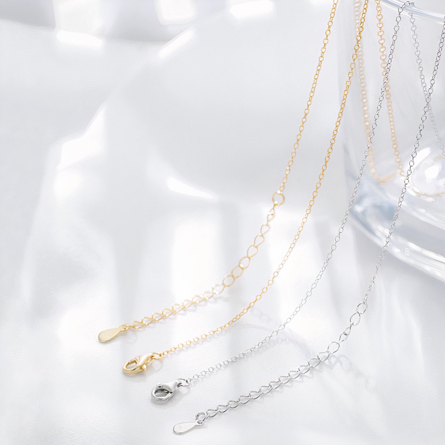 Dainty Circle Necklace