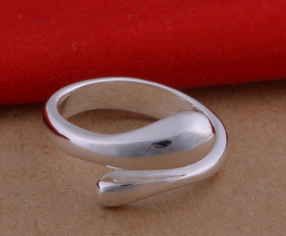 Minimalist Silver Teardrop Jewelry Set