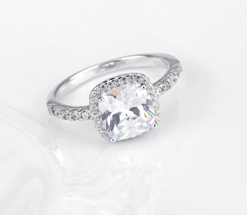 Elegant Halo Engagement Ring