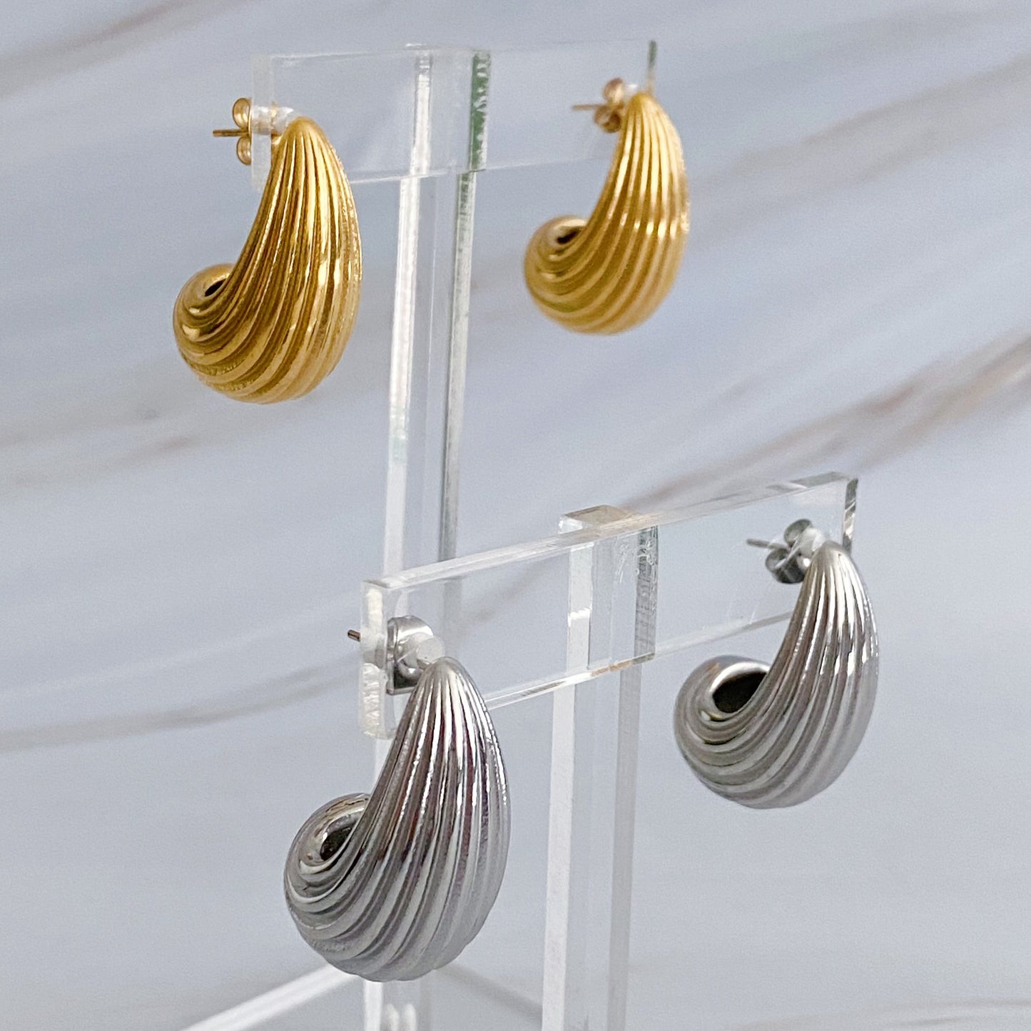 Luxury Cabled Teardrop Stud Earrings