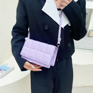 Chic Checkered Women’s Crossbody Handbag – Luxury Trend Style