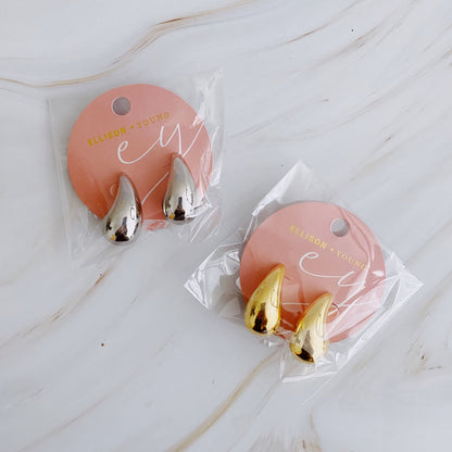 Luxury Hollow Teardrop Stud Earrings