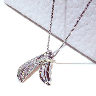 Luxury Korean Leaf Pendant Necklace for Women
