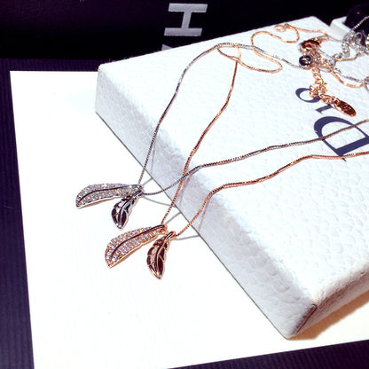 Luxury Korean Leaf Pendant Necklace for Women