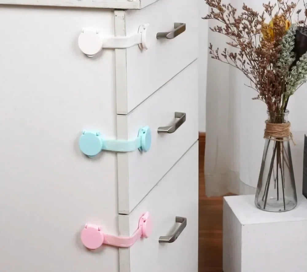 Baby Safety Cabinet Locks – Child Proof Fridge & Drawer Safety Straps