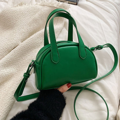 Trendy Women's Shell Underarm Handbag