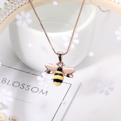 Cute Bee Pendant Necklace for Women – Minimalist Gold Charm Jewelry |