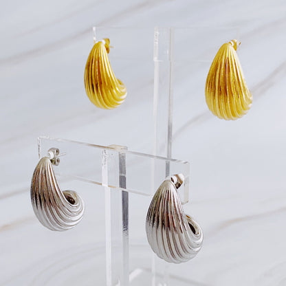 Luxury Cabled Teardrop Stud Earrings