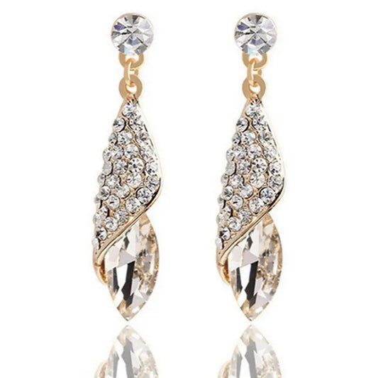 Vintage Crystal Teardrop Dangle Earrings