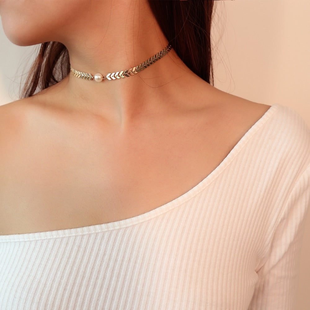 Luxury Fishbone Chain Necklace – Trendy Minimalist Jewelry