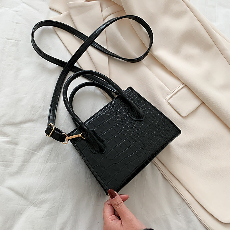 Mini Summer Crossbody Handbag – Elegant Women’s Fashion Shoulder Bag