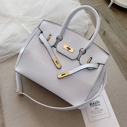 Luxury Crocodile Pattern Tote Bag – Elegant Platinum Women’s Handbag