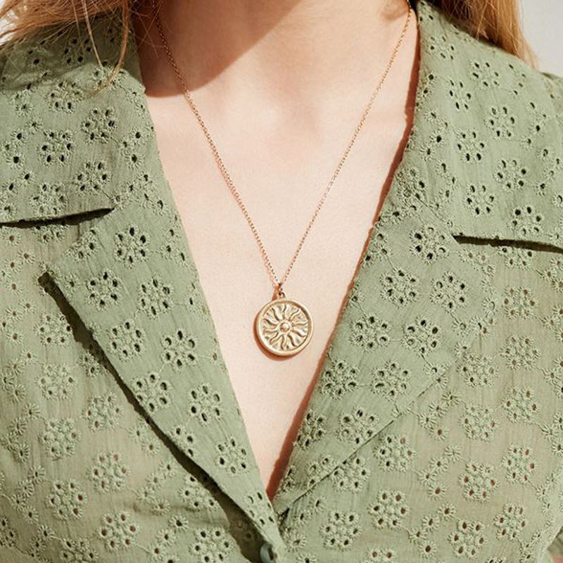Minimalist Sunflower Coin Necklace for Women – Gold Pendant Chain Jewelry |