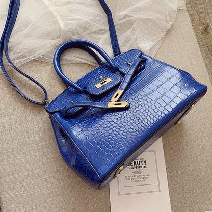 Luxury Crocodile Pattern Tote Bag – Elegant Platinum Women’s Handbag