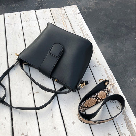 Elegant Minimalist Shoulder Messenger Handbag