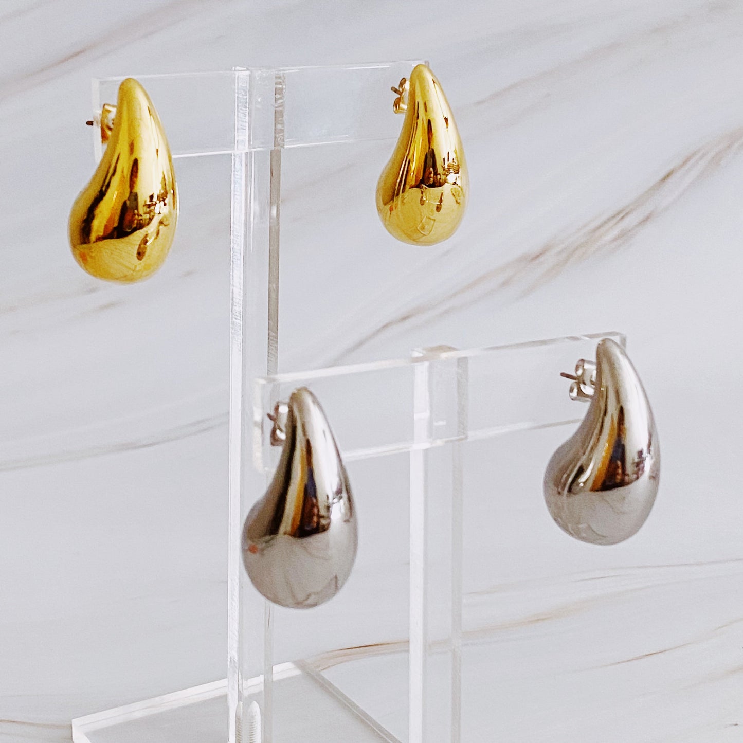 Luxury Hollow Teardrop Stud Earrings